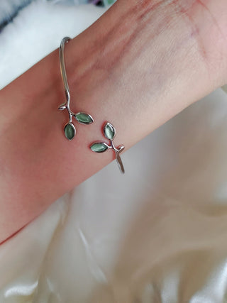 Adjustable Green leaf sterling silver cuff bracelet,leaf chain bracelet,dainty thin cuff bracelet,sterling silver bangle,adjustable bangle