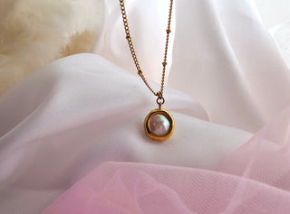 18k Gold baroque pearl charm tarnishfree everyday necklace,adjustable gold bead chain,gift,stacking gemstone round pendant