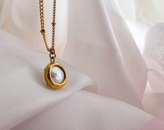 18k Gold baroque pearl charm tarnishfree everyday necklace,adjustable gold bead chain,gift,stacking gemstone round pendant