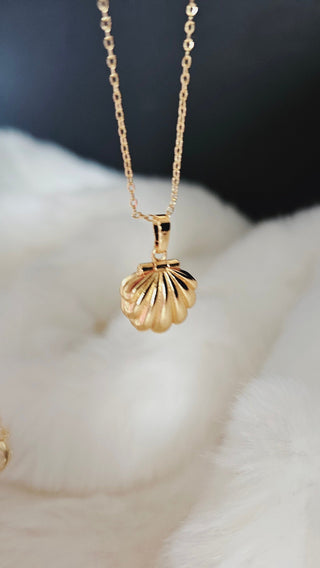 Pearl Sea shell 18carat Gold Vermeil Sterling Silver locket pendant necklace,adjustable chain, gift for her, freshwater ivory pearl