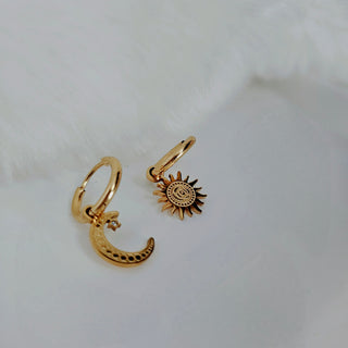 Tarnishfree Sun Moon dangle Hoop earrings 18k Gold celestial drop hoops, gold vermeil detachable charm earring,gold thick round hoops,gift